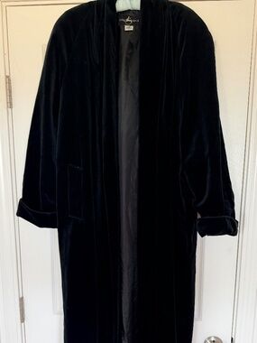 Long Velvet-like Duster/Coat